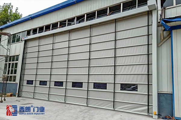 超大型快速堆积门