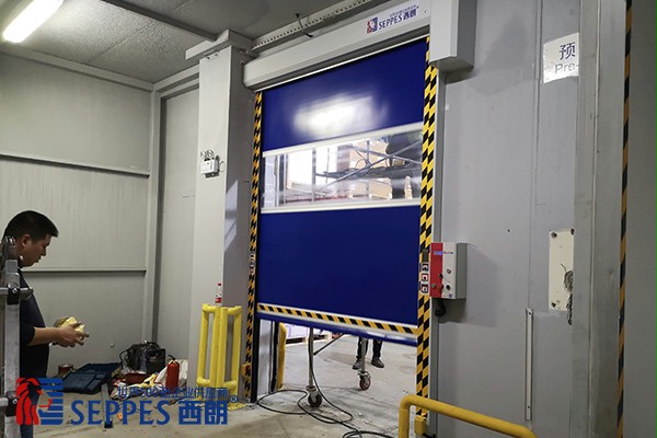 缓冲通道互锁快速卷帘门