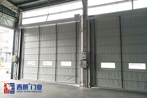 快速卷帘门
