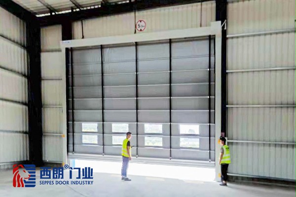 货物运输出入口快速堆积门