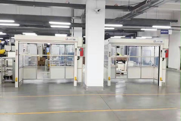 智能装备制造间自动快速门