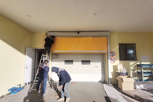 汽车检修出入口自动快速门