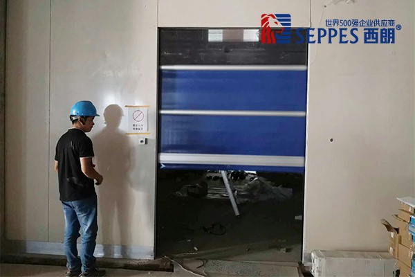 净化车间防尘隔温快速门1