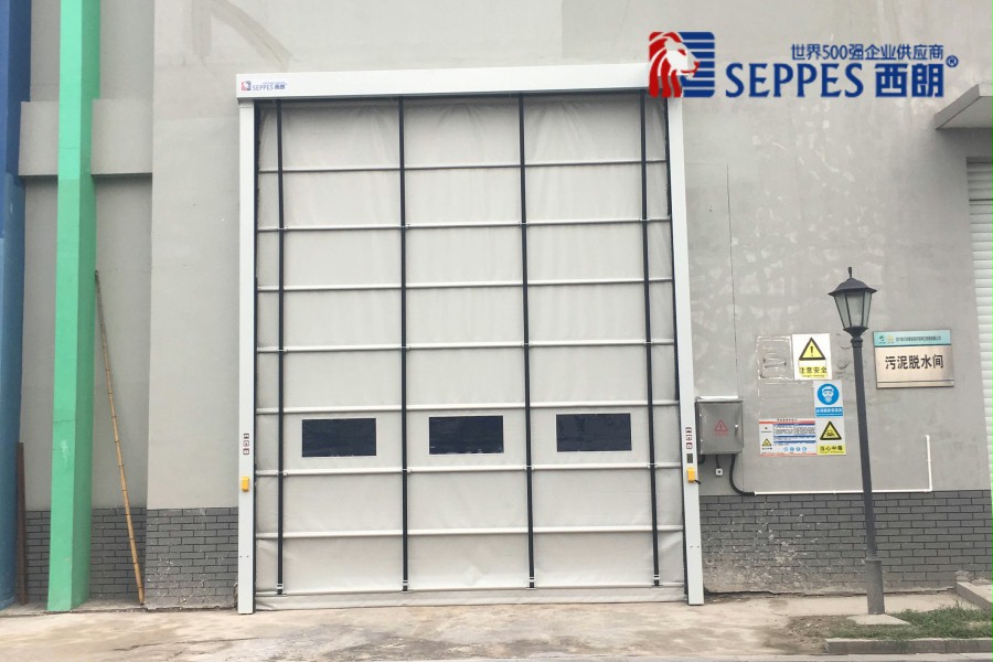 印刷工厂抗强风快速堆积门2 印刷工厂抗强风快速堆积门