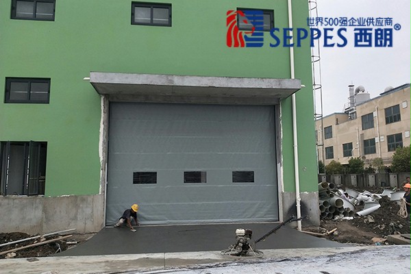 餐厨垃圾处理中心快速堆积门1 餐厨垃圾处理中心快速堆积门