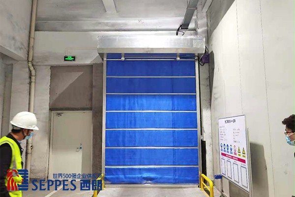 厂房内无机布快速卷帘门1 厂房内无机布快速卷帘门
