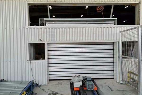 工厂缓冲间硬质快速卷帘门1 工厂缓冲间硬质快速卷帘门