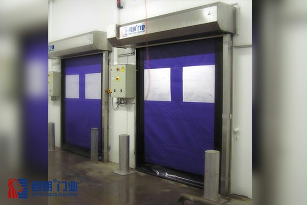 上海物流冷库拉链快速门2 上海物流冷库拉链快速门