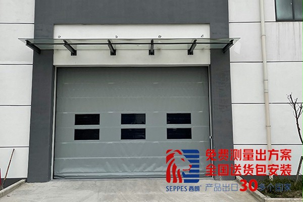 物流货场出口处堆积快速门 物流货场出口处堆积快速门